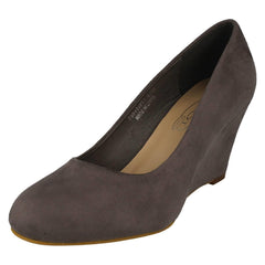 Ladies Spot On Elegant Wedge Heeled Court Shoes F90114