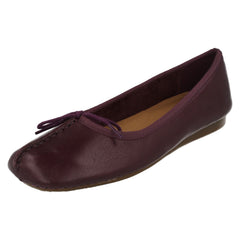Ladies Clarks Comfort Everyday Flats Freckle Ice