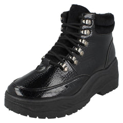 Ladies Spot On Flat Chunky Sole Ankle Boots F4437