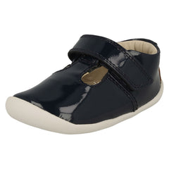 Girls Clarks T-Bar First Shoes Roamer Go