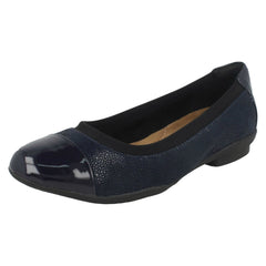 Ladies Clarks Ballerina Flats Neenah Garden