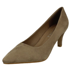 Ladies Spot On Court Shoes F90129