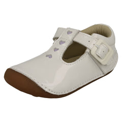 Girls Clarks Casual Pre Walker Shoes with Heart Detail Tiny Beat T