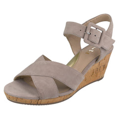 Ladies Van-Dal Wedge Sandal Pearl
