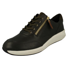 Ladies Clarks Stylish Zip Detailed Heeled Trainers Un Rio Zip