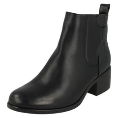 Ladies Down To Earth Heeled Chelsea Boots