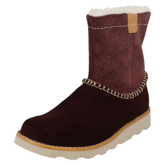 Girls Clarks Casual Fur Lined Boots Crown Piper