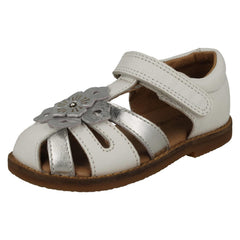 Girls Startrite Flower Detailed Closed Toe Sandals Flora