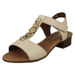 Ladies Remonte Block Heeled T-Bar Detailed Sandals D0P52