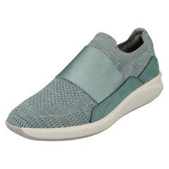 Ladies Clarks Elasticated Strap Detailed Trainers Un Rio Knit