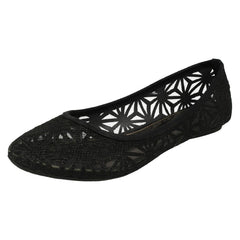 Ladies Spot On Cut Out Design Ballet Pump