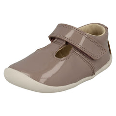 Girls Clarks T-Bar First Shoes Roamer Go