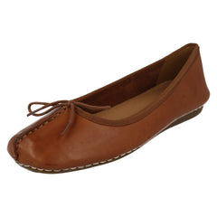 Ladies Clarks Comfort Everyday Flats Freckle Ice