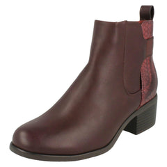 Ladies Down To Earth Heeled Chelsea Boots