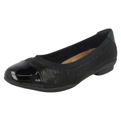 Ladies Clarks Ballerina Flats Neenah Garden