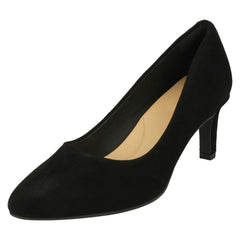 Ladies Clarks Textured Court Shoes Calla Rose