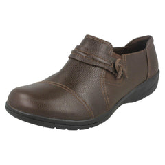 Ladies Clarks Smart Flats Cheyn Madi