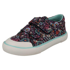 Girls Startrite Machine Washable Floral Detailed Canvas Shoe Garden
