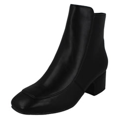 Ladies Spot On Mid Heel Ankle Boots F51095