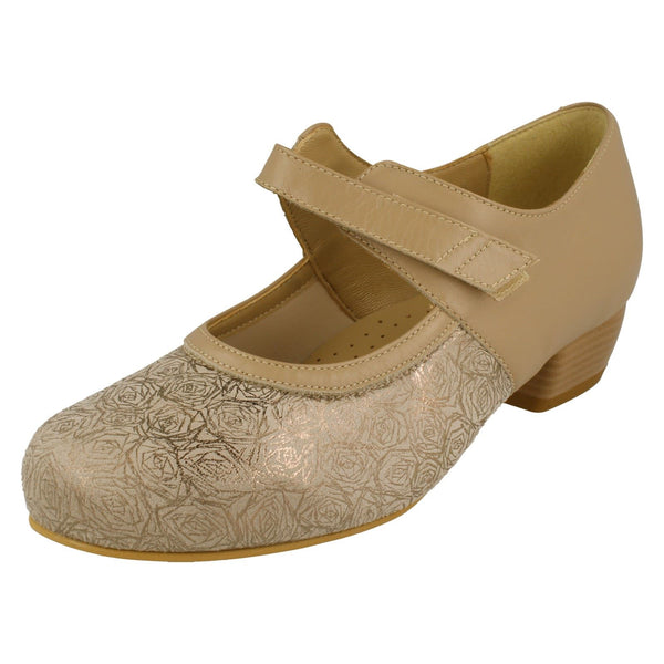 Ladies Easy B Court Shoes With Removable Footbed And Strap Constance