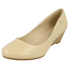 Ladies Spot On Low Wedge Court Shoes
