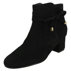 Ladies Block Heel Wide Fit Ankle Boots with Size Tie and Inside Zip F51235