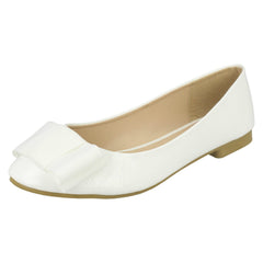 Ladies Spot On Crinkle Patent Ballerinas