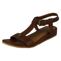 Ladies Leather Collection T-Bar Sandals F00452